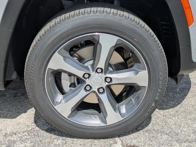 2026 Jeep Grand Cherokee L Limited 4x2