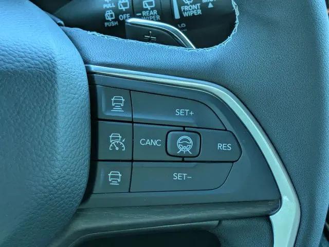 2026 Jeep Grand Cherokee L Limited 4x2
