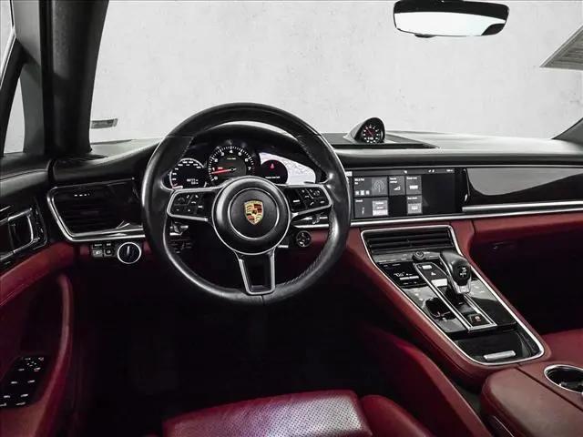 2019 Porsche Panamera 4