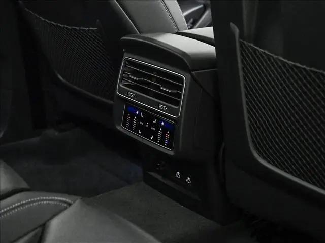 2026 Audi Q8 Premium Plus 55 TFSI quattro Tiptronic