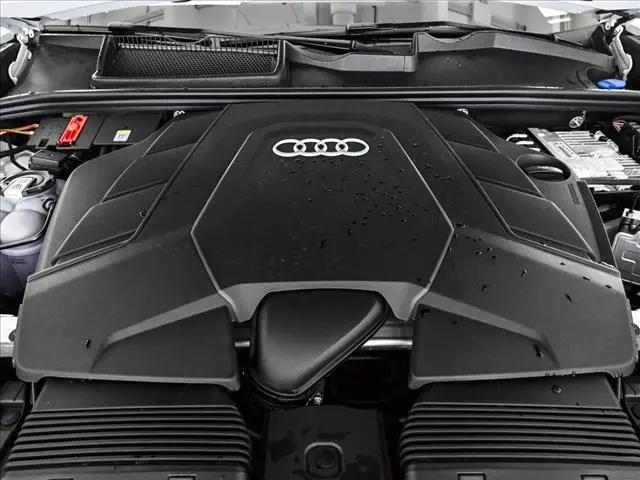 2026 Audi Q8 Premium Plus 55 TFSI quattro Tiptronic