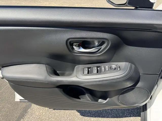 2023 Honda HR-V AWD LX