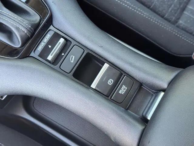 2023 Honda HR-V AWD LX