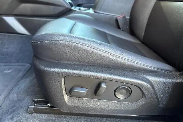 2023 GMC Canyon 2WD Crew Cab Short Box Elevation