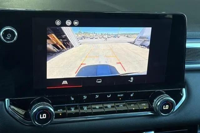 2023 GMC Canyon 2WD Crew Cab Short Box Elevation