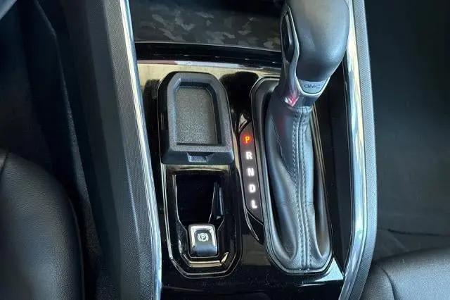 2023 GMC Canyon 2WD Crew Cab Short Box Elevation