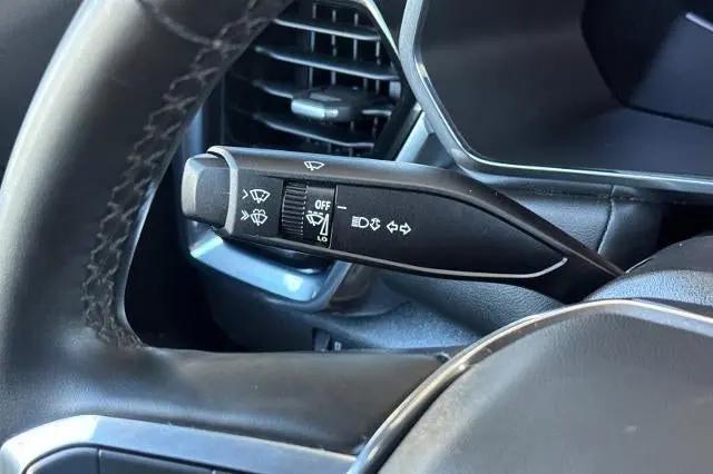 2023 GMC Canyon 2WD Crew Cab Short Box Elevation