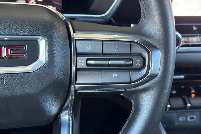 2023 GMC Canyon 2WD Crew Cab Short Box Elevation