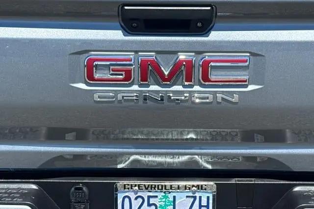 2023 GMC Canyon 2WD Crew Cab Short Box Elevation
