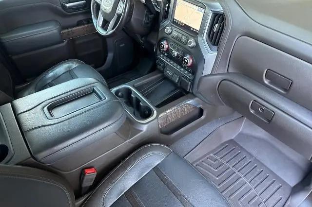 2022 GMC Sierra 3500HD 4WD Crew Cab Standard Bed Denali