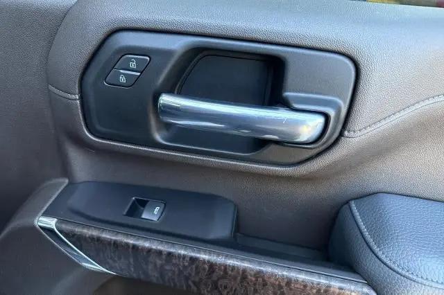 2022 GMC Sierra 3500HD 4WD Crew Cab Standard Bed Denali