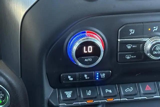 2022 GMC Sierra 3500HD 4WD Crew Cab Standard Bed Denali