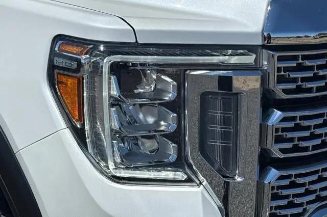 2022 GMC Sierra 3500HD 4WD Crew Cab Standard Bed Denali