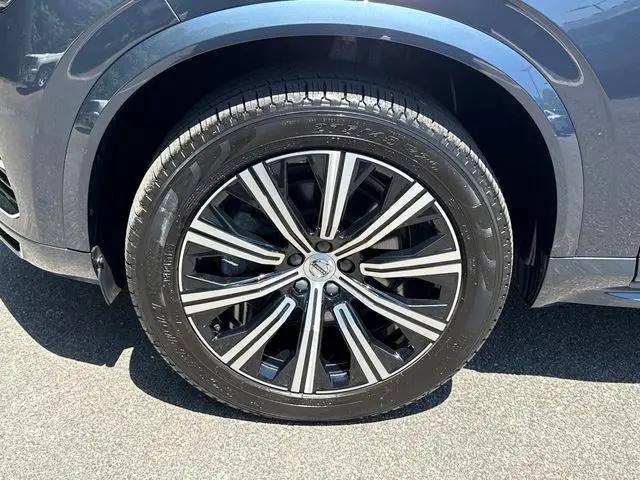 2025 Volvo XC90 B5 Core