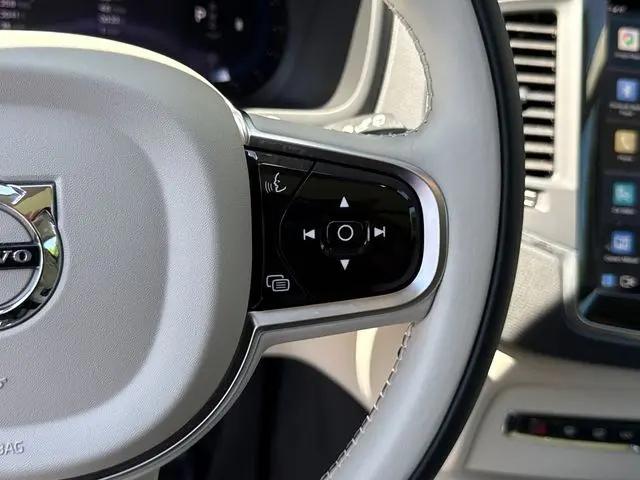 2025 Volvo XC90 B5 Core