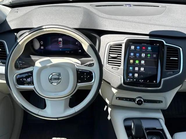 2025 Volvo XC90 B5 Core