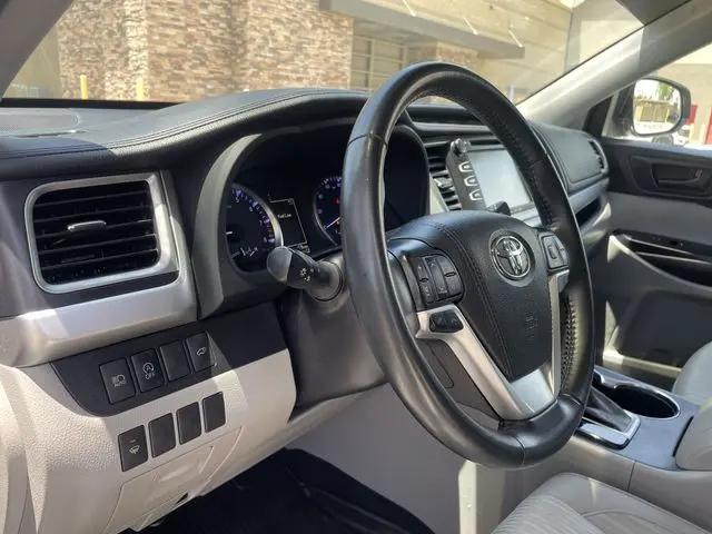 2019 Toyota Highlander LE Plus