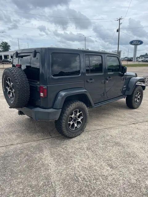 2017 Jeep Wrangler Unlimited Sahara 4x4