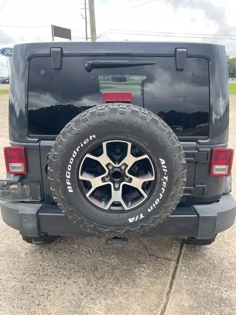 2017 Jeep Wrangler Unlimited Sahara 4x4