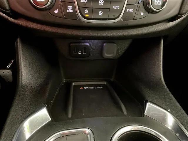 2022 Chevrolet Traverse FWD LT Cloth