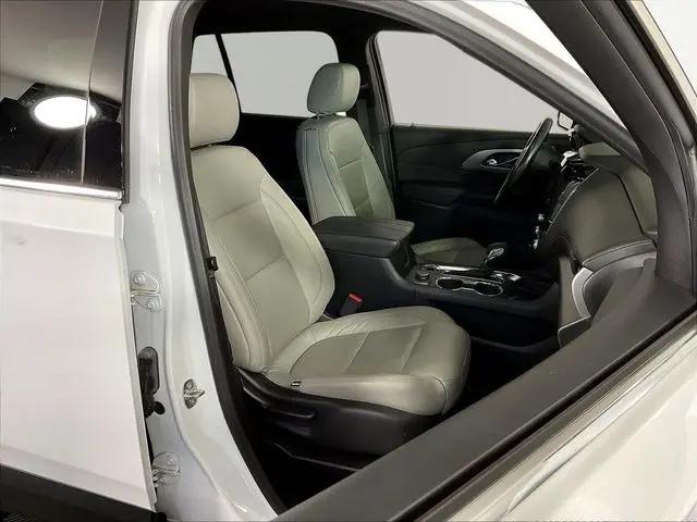 2022 Chevrolet Traverse FWD LT Cloth