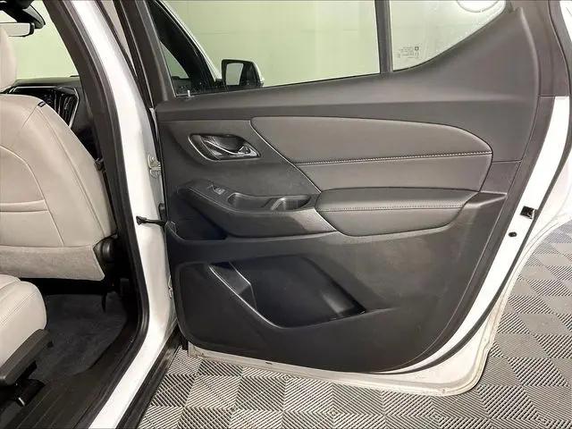 2022 Chevrolet Traverse FWD LT Cloth