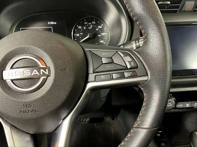 2023 Nissan Kicks SR Xtronic CVT