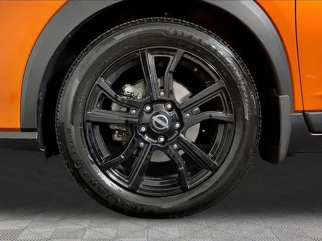 2023 Nissan Kicks SR Xtronic CVT