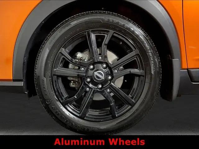 2023 Nissan Kicks SR Xtronic CVT