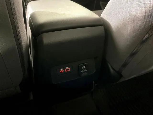 2023 Nissan Frontier Crew Cab SV 4x4