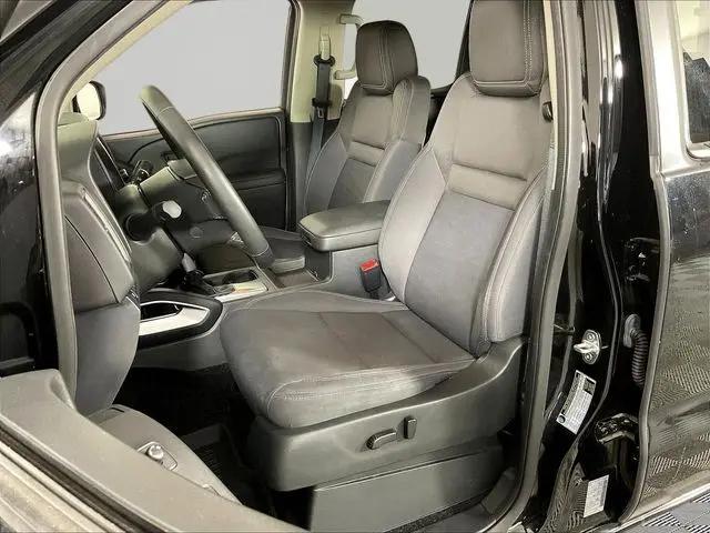 2023 Nissan Frontier Crew Cab SV 4x4