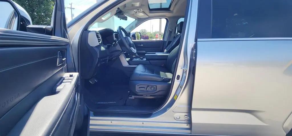 2024 Toyota Sequoia SR5