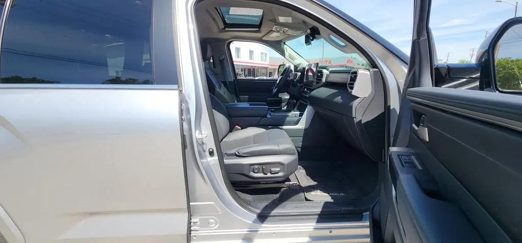 2024 Toyota Sequoia SR5