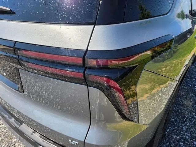2024 Chevrolet Traverse AWD LT