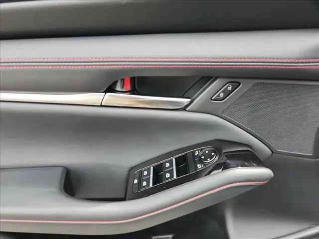 2026 Mazda Mazda3 2.5 S Carbon Edition