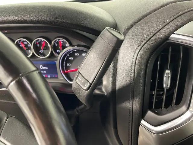 2020 Chevrolet Silverado 1500 4WD Crew Cab Short Bed LT