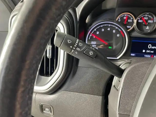 2020 Chevrolet Silverado 1500 4WD Crew Cab Short Bed LT