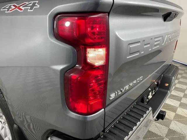2020 Chevrolet Silverado 1500 4WD Crew Cab Short Bed LT