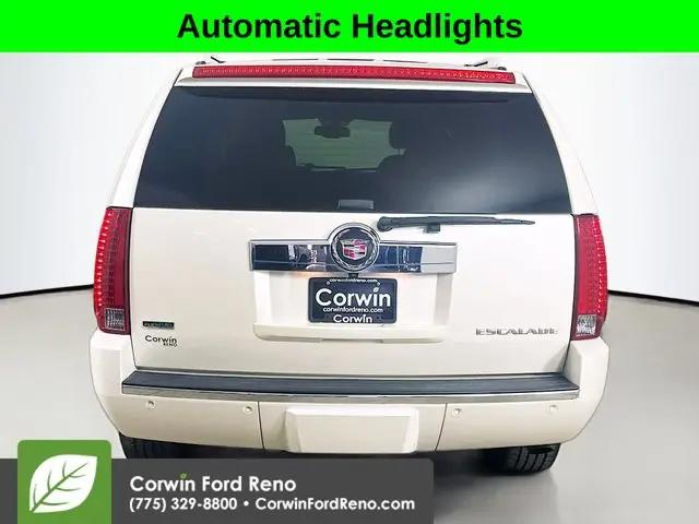 2010 Cadillac Escalade Standard