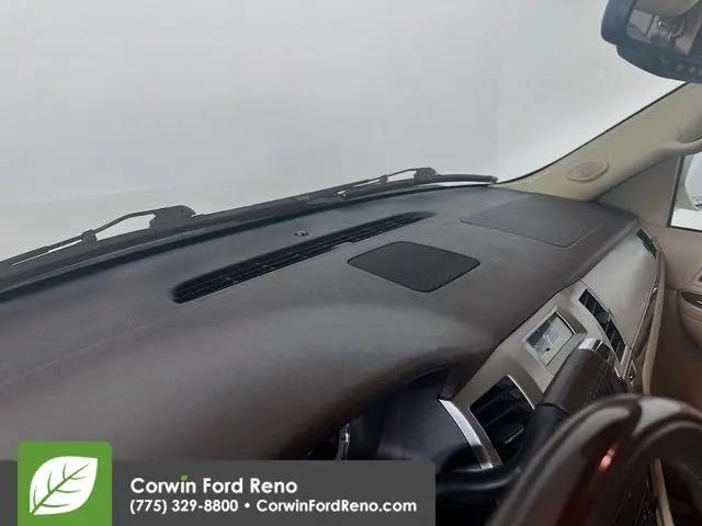 2010 Cadillac Escalade Standard