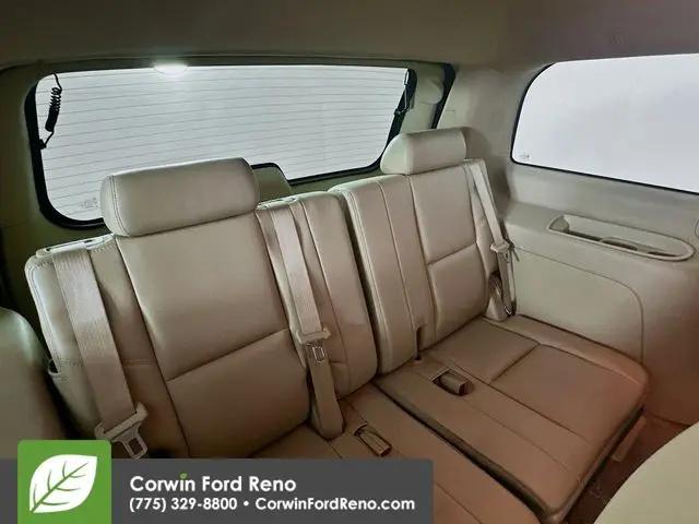 2010 Cadillac Escalade Standard