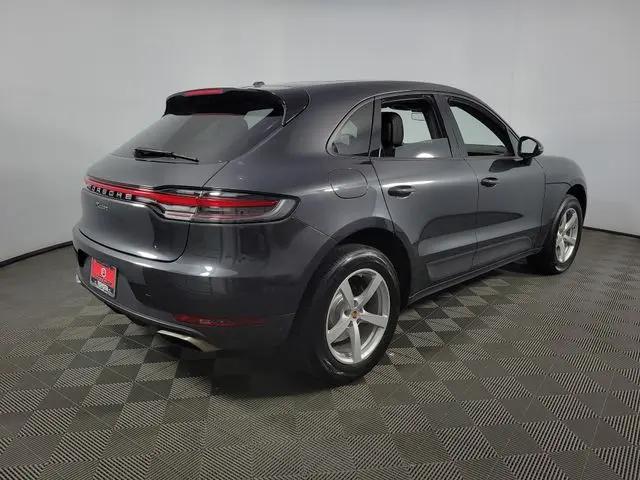 2021 Porsche Macan Macan
