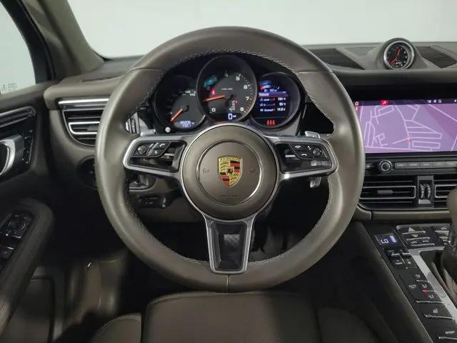 2021 Porsche Macan Macan