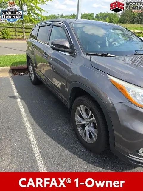 2016 Toyota Highlander LE Plus V6