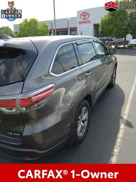 2016 Toyota Highlander LE Plus V6