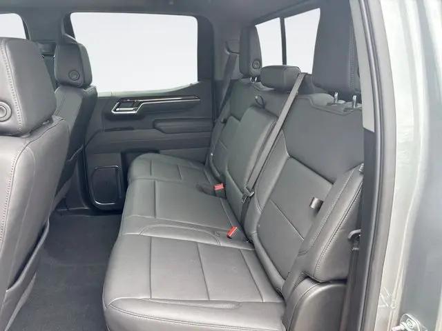 2025 GMC Sierra 1500 4WD Crew Cab Short Box Elevation with 3SB