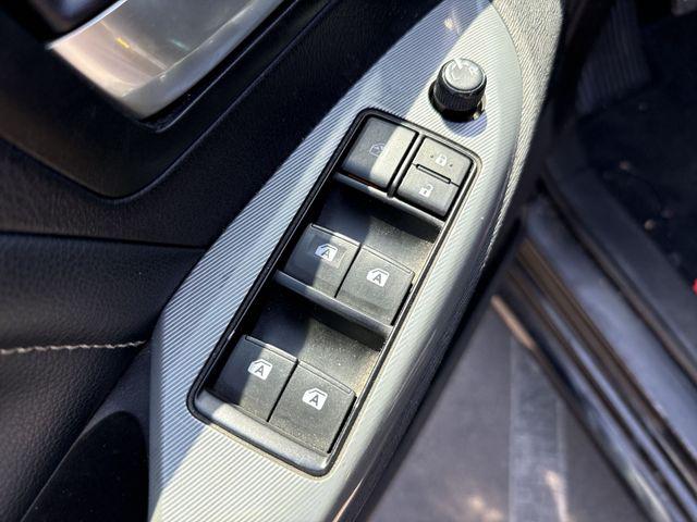 2017 Toyota Sienna SE 8 Passenger