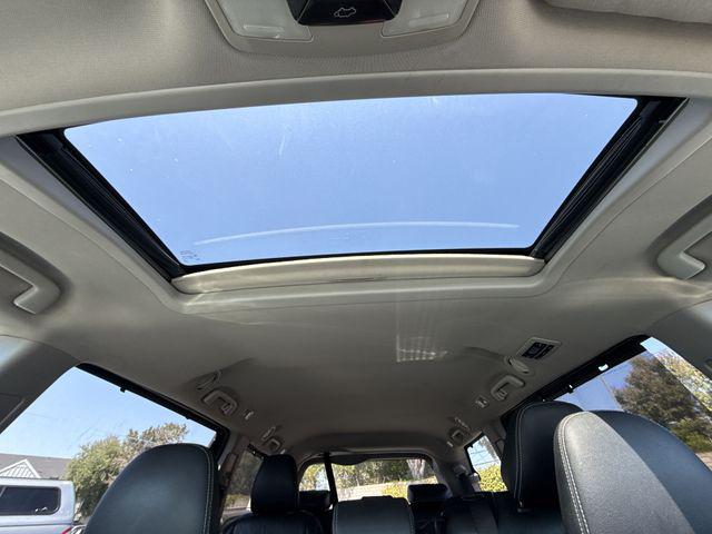 2017 Toyota Sienna SE 8 Passenger