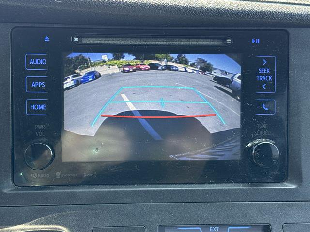2017 Toyota Sienna SE 8 Passenger