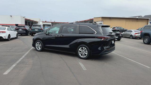 2024 Toyota Sienna XLE